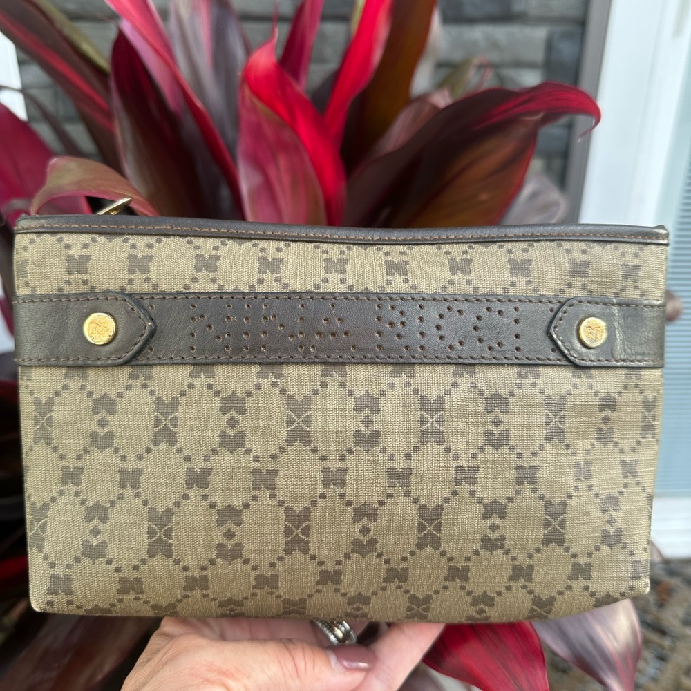 Nina Ricci Pouch - Picture 1 of 5